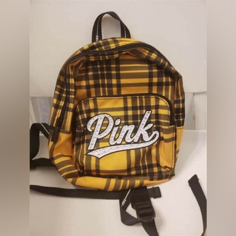 HTF RARE NWT PINK Victoria’s Secret Mini Backpack. Unique Rhinestones/Bling.